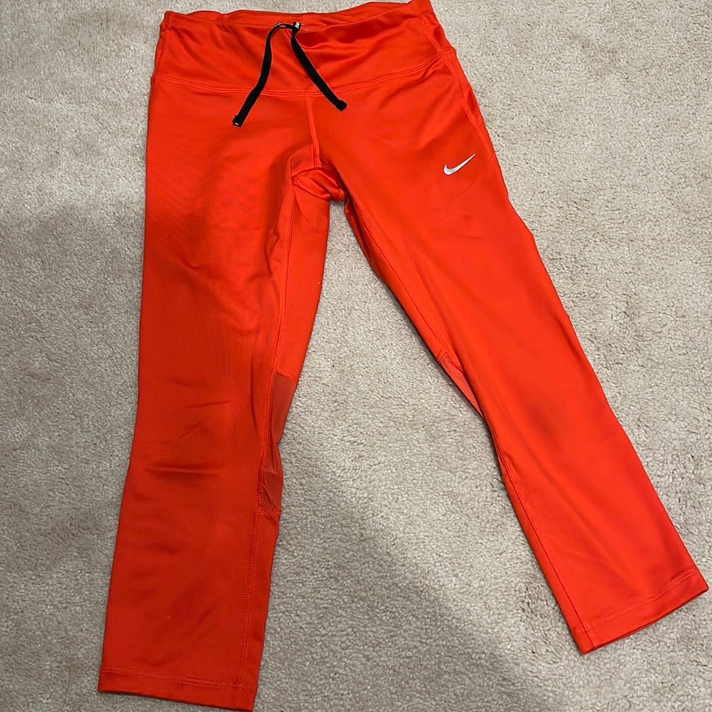 Nike - Dri- Fit workout capri pants